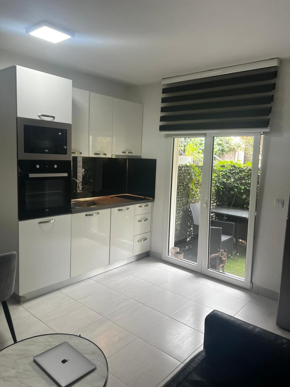 הרצג-נובי Olive Coast Apartments מראה חיצוני תמונה