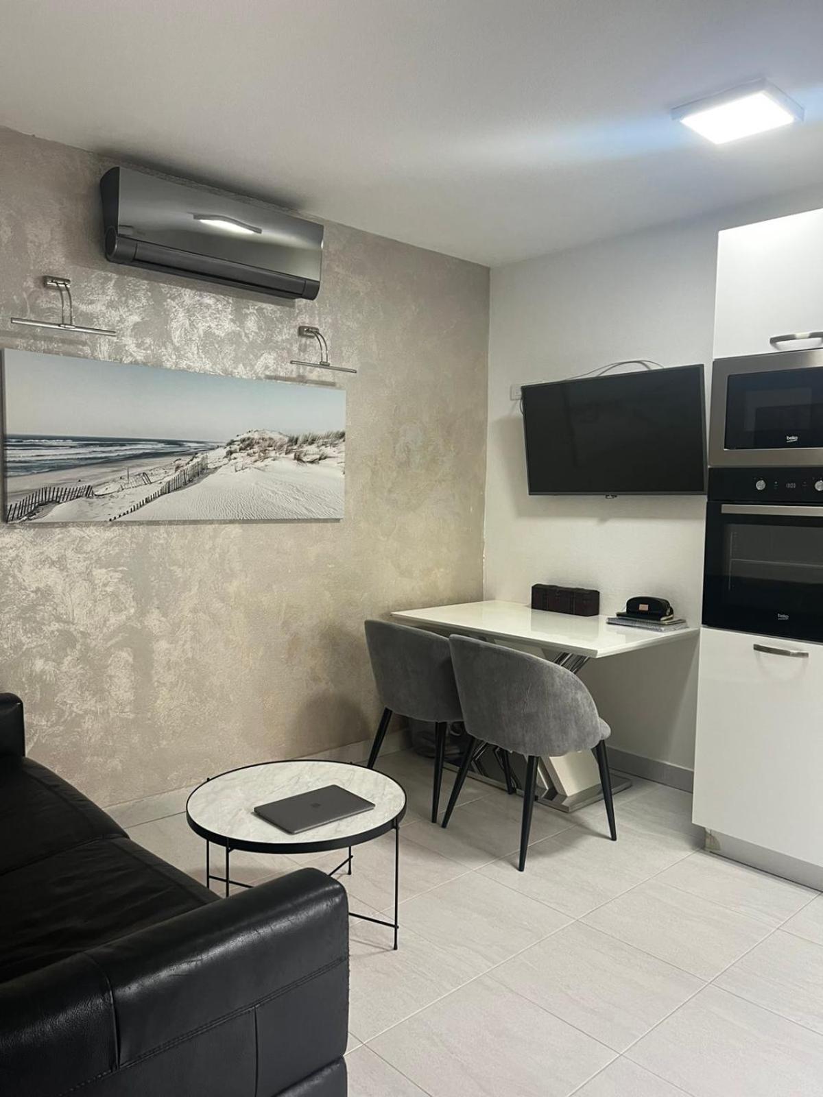 הרצג-נובי Olive Coast Apartments מראה חיצוני תמונה